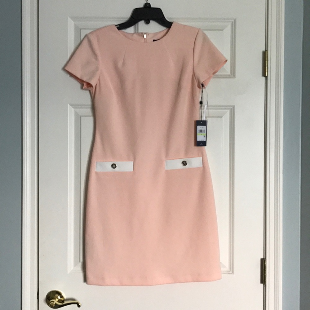 Peach/pink dress